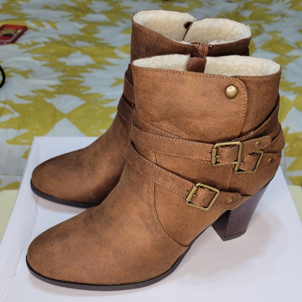 Size 10 Suede Cognac brown booties